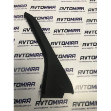 Кутник задньої правої дверки Ford Focus 2 HB 2005-2010 4M51A254K06A 
